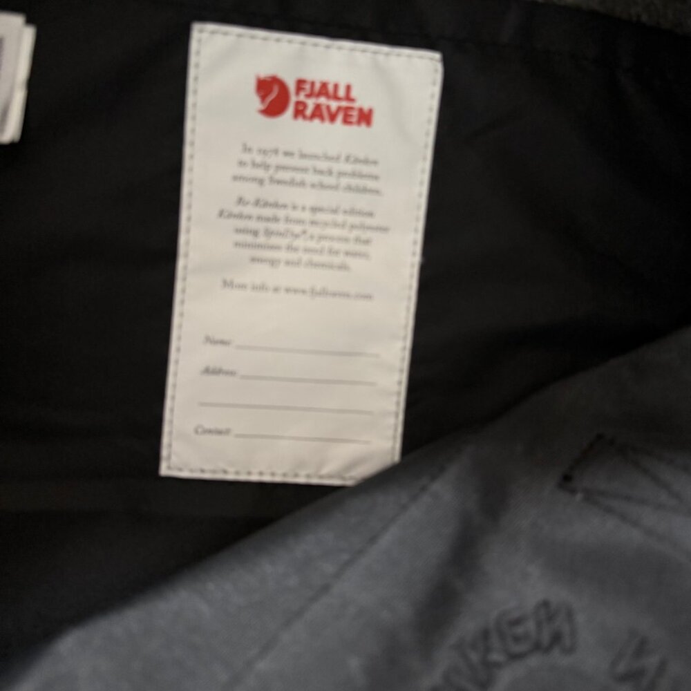 Fjallraven Re-Kanken Black - Excellent Condition - Picture 6 of 6